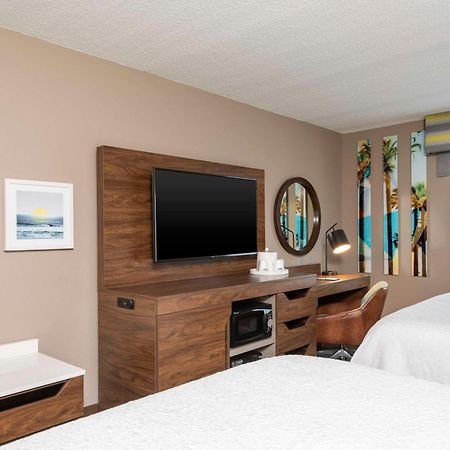 Hampton Inn & Suites Fort Myers-Colonial Boulevard Екстериор снимка