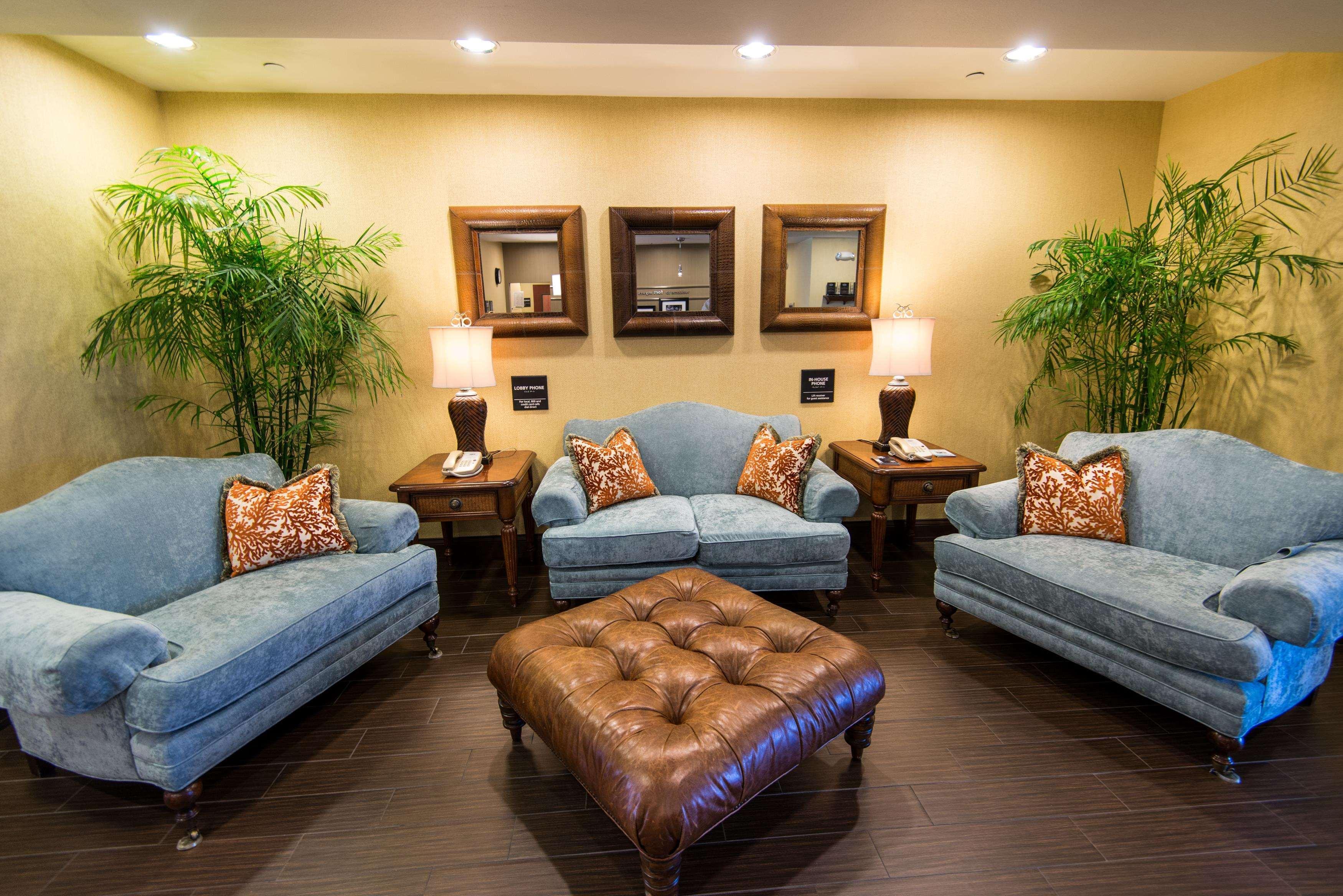 Hampton Inn & Suites Fort Myers-Colonial Boulevard Екстериор снимка
