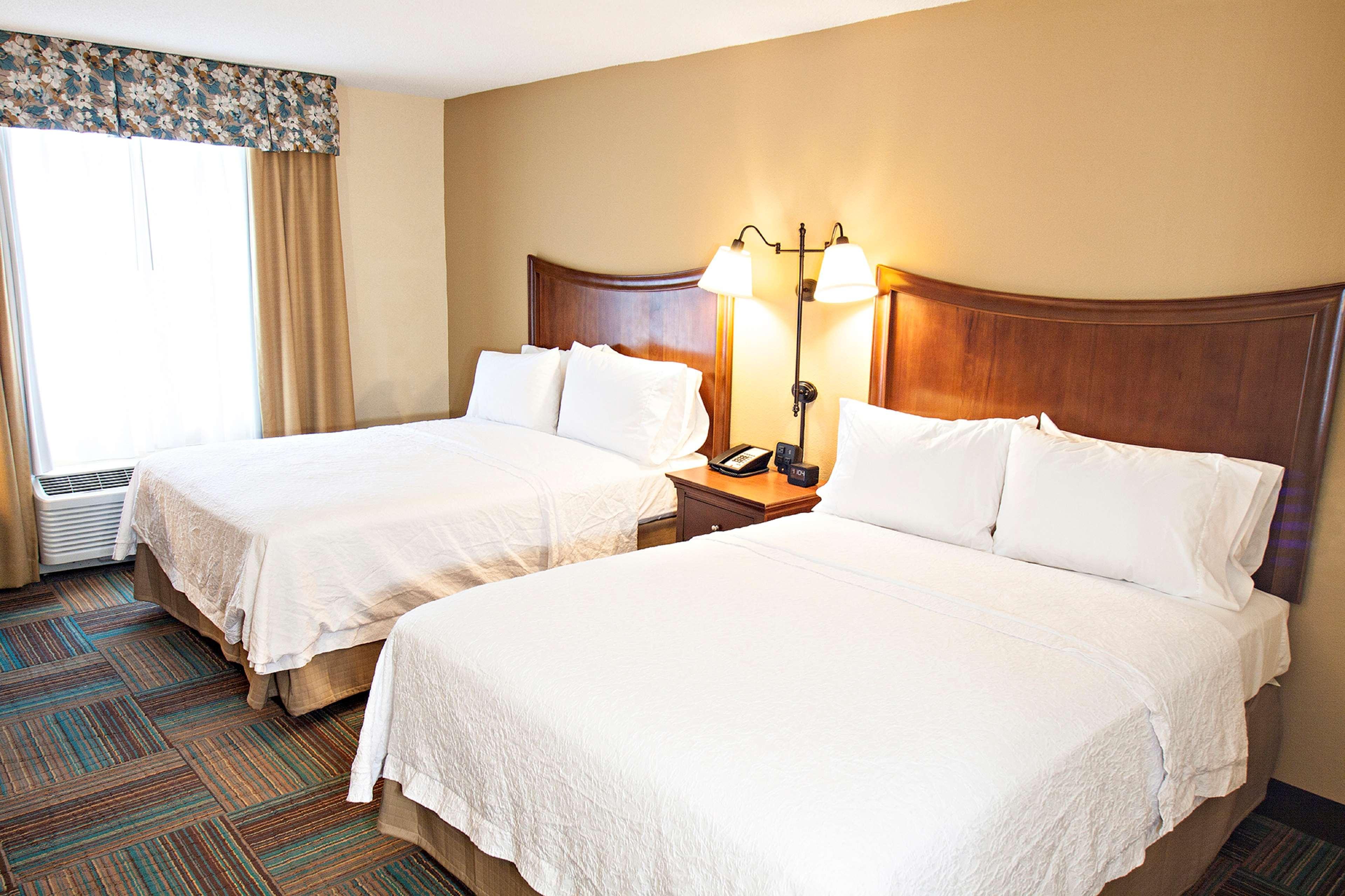 Hampton Inn & Suites Fort Myers-Colonial Boulevard Екстериор снимка