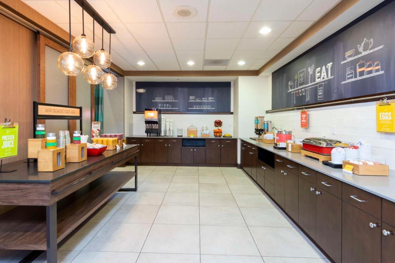 Hampton Inn & Suites Fort Myers-Colonial Boulevard Екстериор снимка