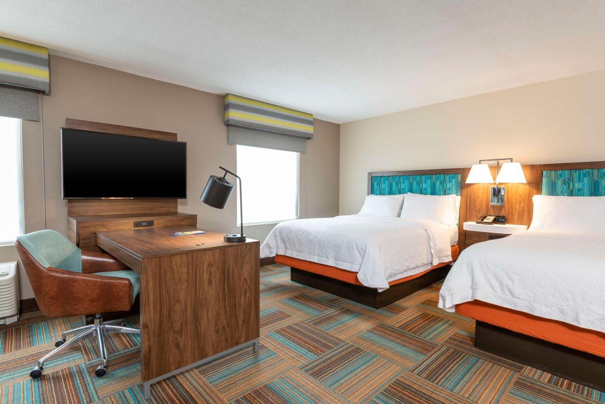 Hampton Inn & Suites Fort Myers-Colonial Boulevard Екстериор снимка