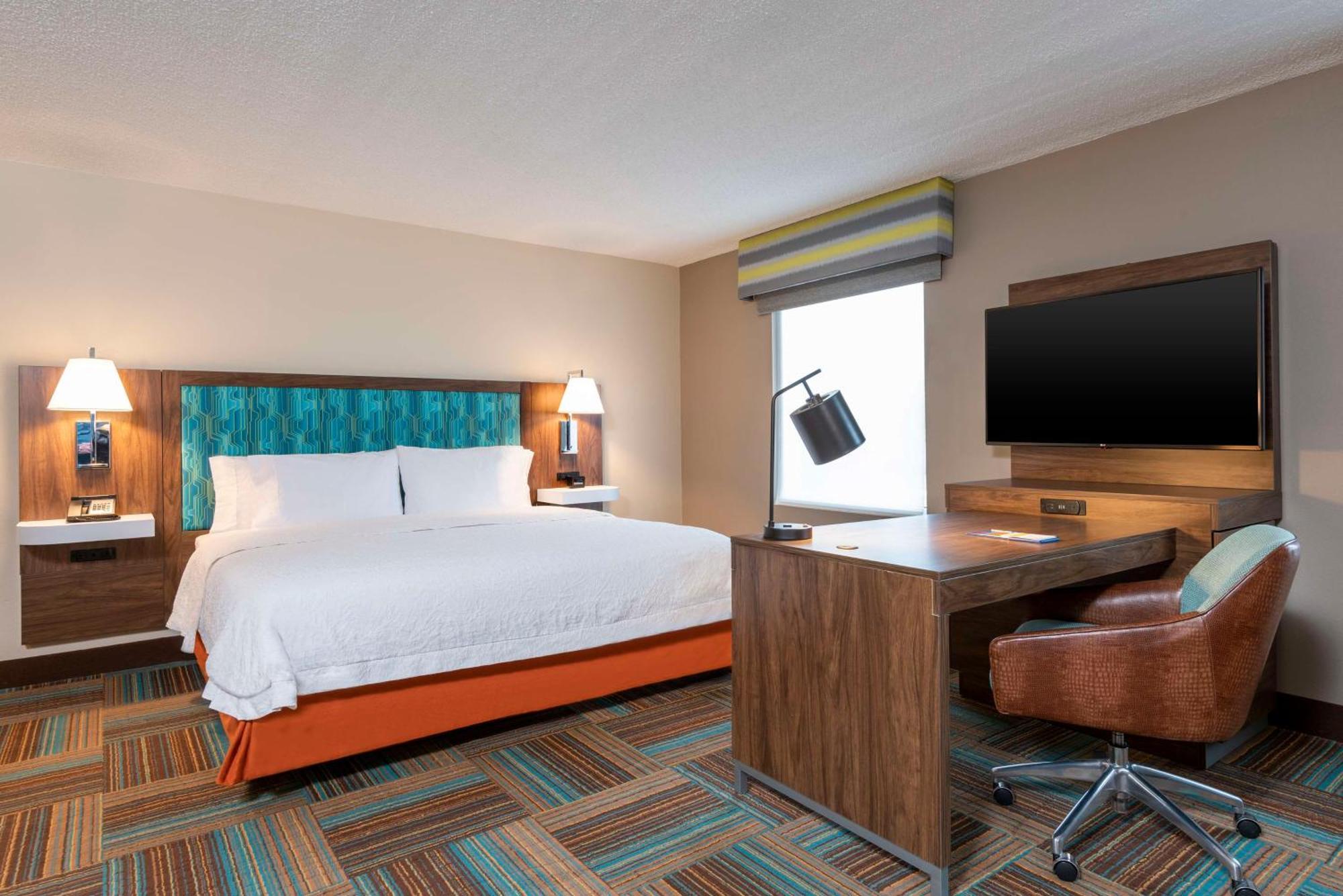 Hampton Inn & Suites Fort Myers-Colonial Boulevard Екстериор снимка